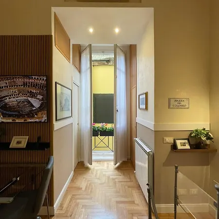 Apartment Elian In The Center Of #3 Colosseo
